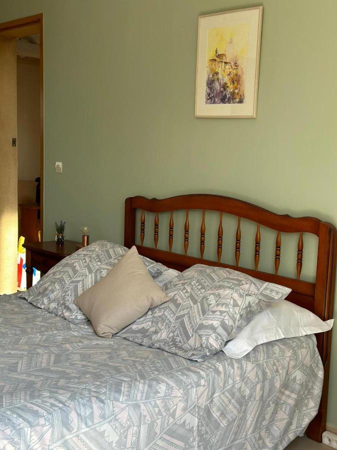 Les Cigales Bed & Breakfast Villelaure ภายนอก รูปภาพ