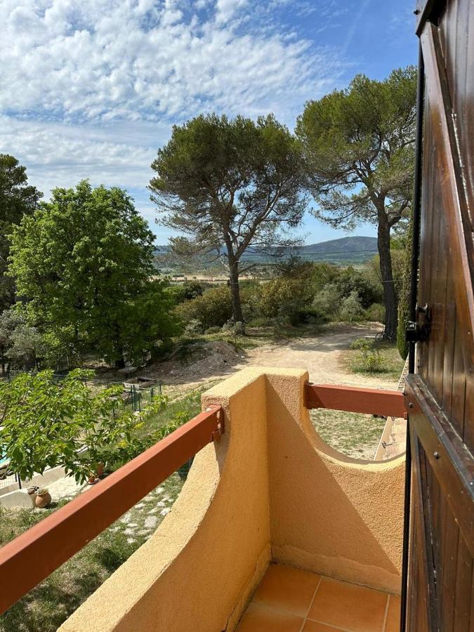 Les Cigales Bed & Breakfast Villelaure ภายนอก รูปภาพ